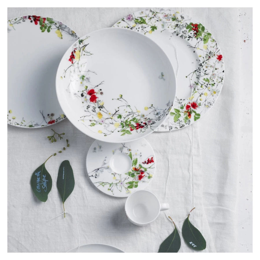 Тарелка подстановочная с бортом Rosenthal Дикие цветы 33 см, фарфор костяной