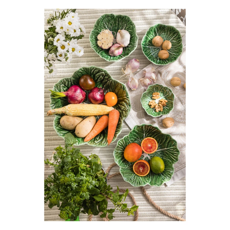 Салатник с резным краем Bordallo Pinheiro Капуста 29см, керамика