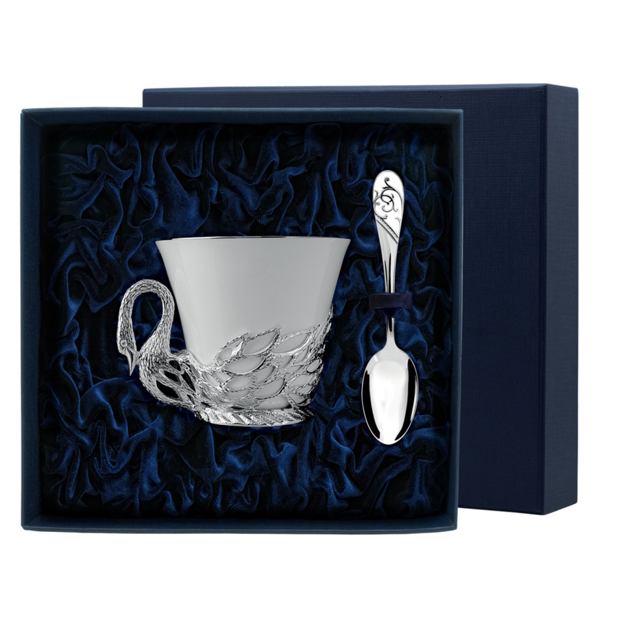 Чашка чайная с ложкой в футляре АргентА Лебедь 131,1 г, серебро 925