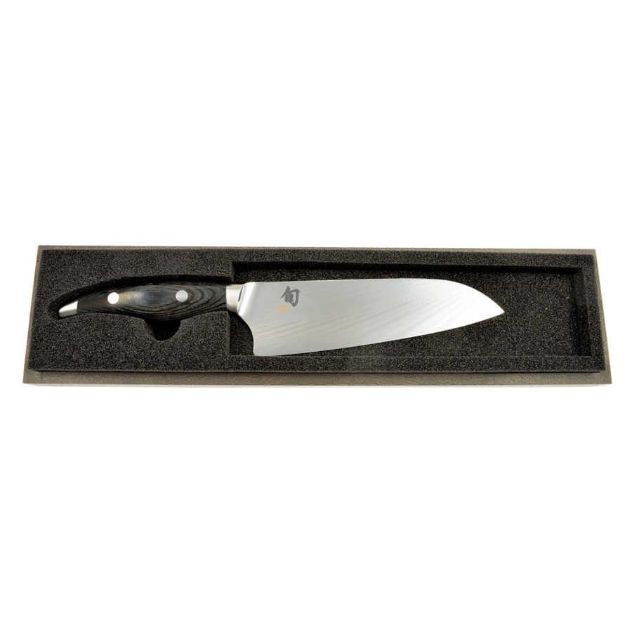 Нож поварской Сантоку KAI Шан Нагарэ 18 см, дамасская сталь 72 слоя