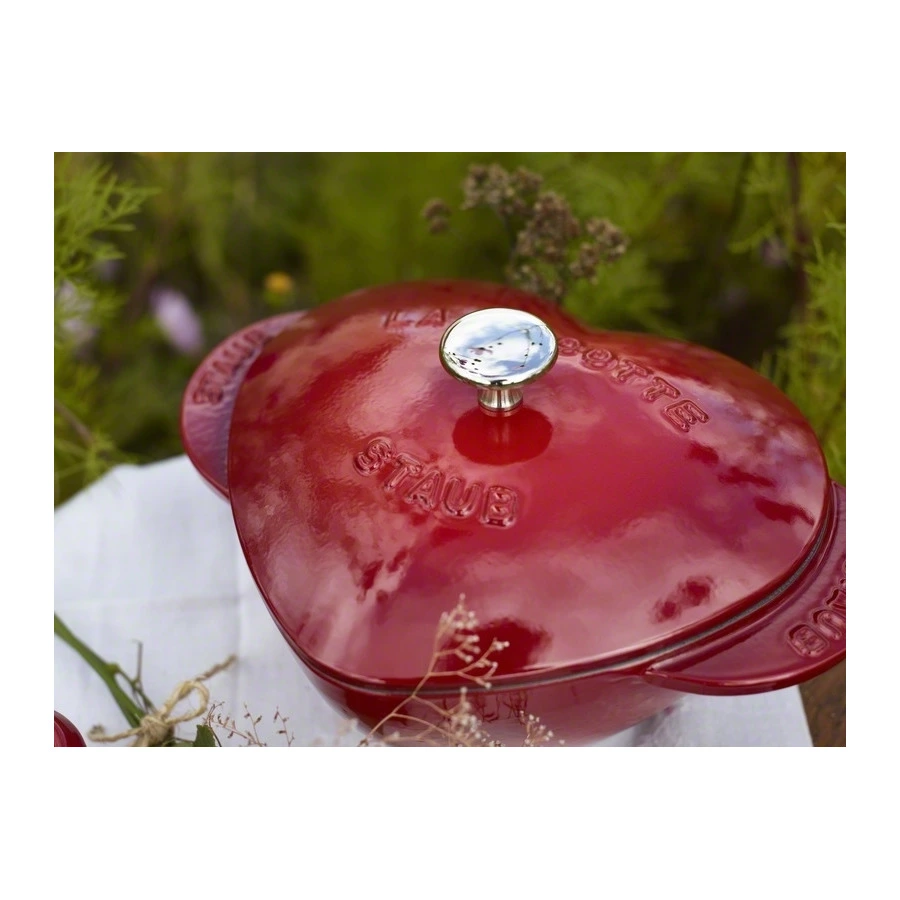 Кокот Staub La Cocotte Сердце 20см, 1,75л, чугун, вишневый