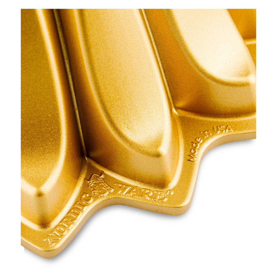 Форма для выпечки 3D Nordic Ware Цветок Лотоса 1,2 л, литой алюминий, золотая