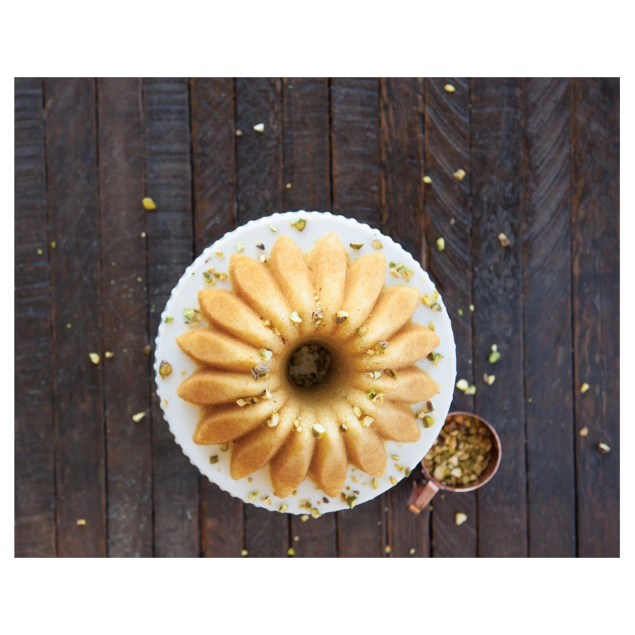 Форма для выпечки 3D Nordic Ware Цветок Лотоса 1,2 л, литой алюминий, золотая