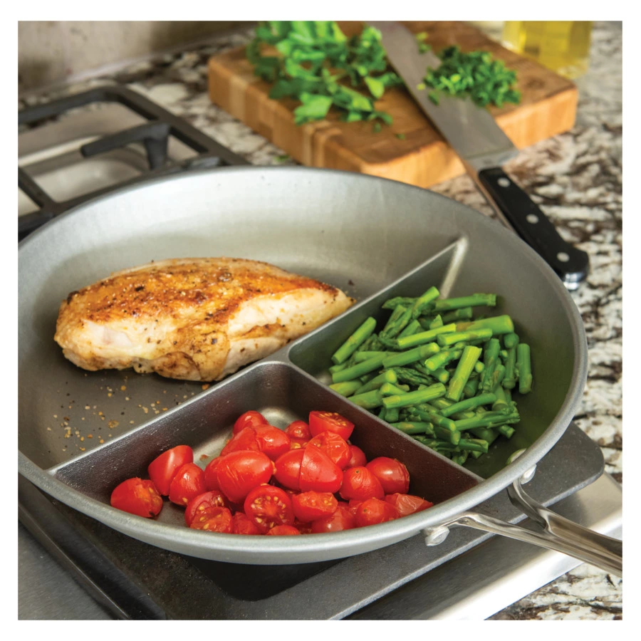 Сковорода с тремя секциями Nordic Ware 31х5,4см, антипригарная, алюминий