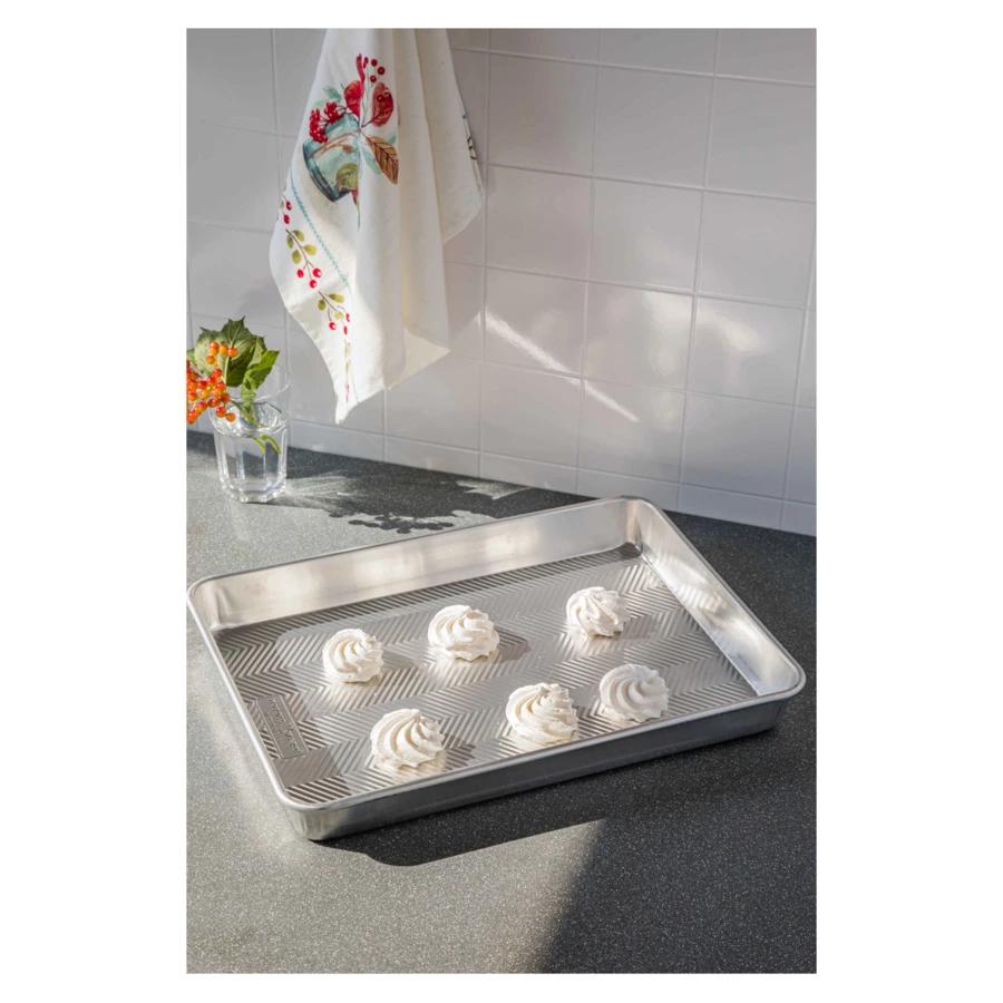 Форма для запекания Nordic Ware "Prism" с рифленым дном 31х43х5см, алюминий