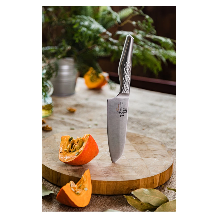 Нож поварской Сантоку KAI Магороку Шосо 14,5 см, сталь кованая нержавеющая