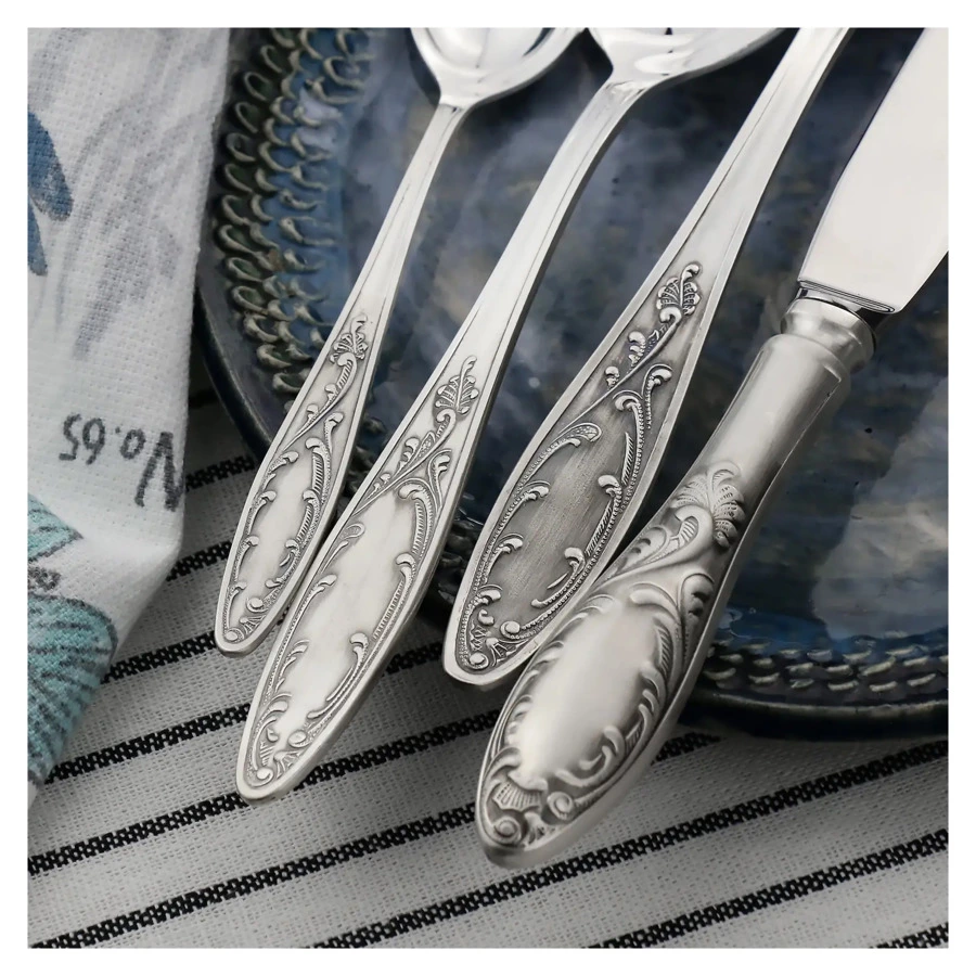 Набор для салата в футляре Кольчугинский мельхиор Пламя, вилка и ложка, посеребрение