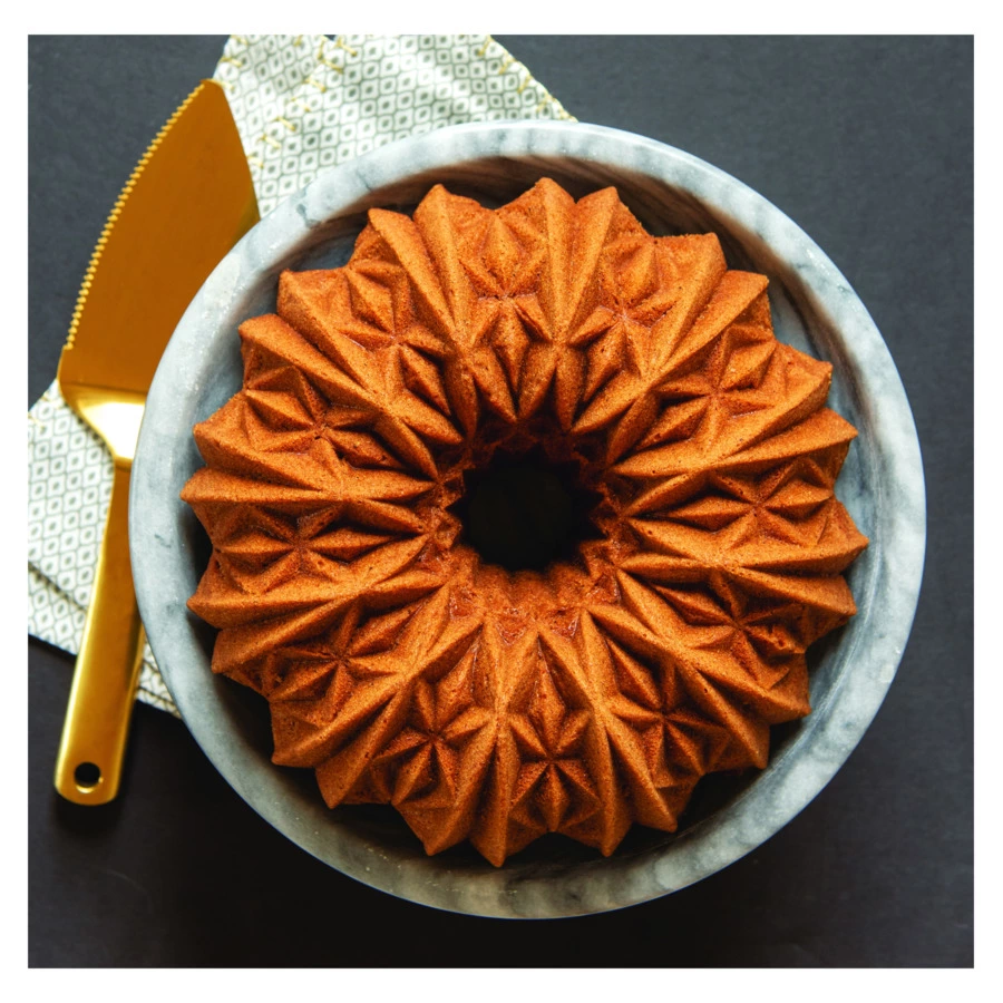 Форма для выпечки 3D Nordic Ware Граненый хрусталь 2,5 л, литой алюминий, золотая