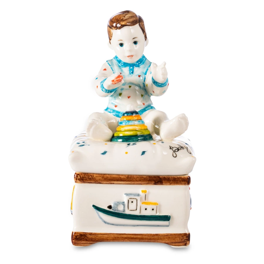 Шкатулка Терра Керамос Мальчик, фарфор, подглазурная роспись
