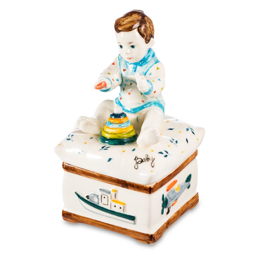 Шкатулка Терра Керамос Мальчик, фарфор, подглазурная роспись