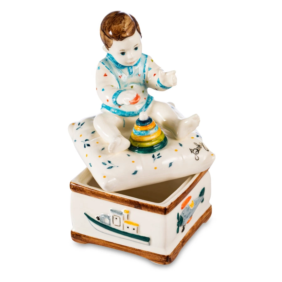 Шкатулка Терра Керамос Мальчик, фарфор, подглазурная роспись