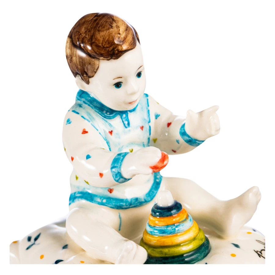 Шкатулка Терра Керамос Мальчик, фарфор, подглазурная роспись