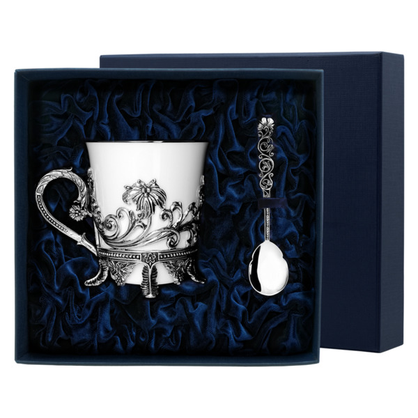 Чашка чайная с ложкой в футляре АргентА серебро 925 и Фарфор Цветочная 135,91 г, серебро 925