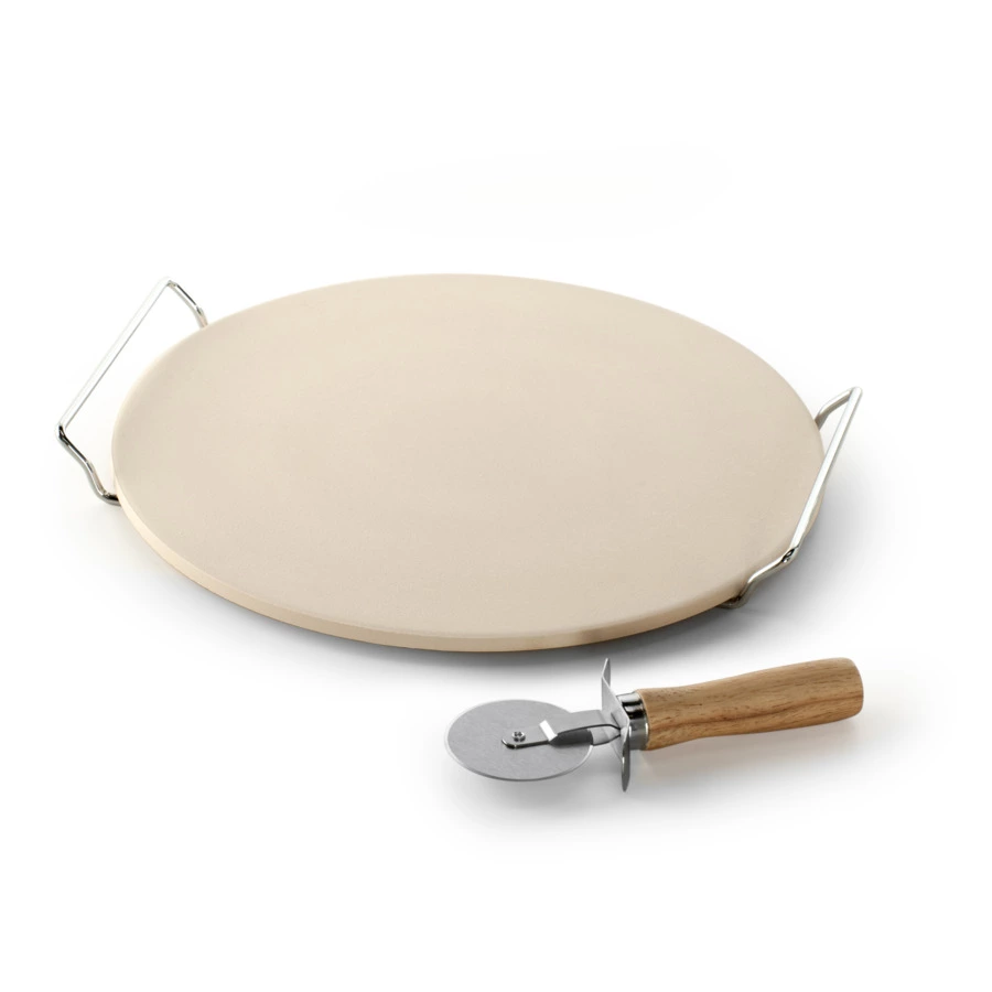 Набор для пиццы Nordic Ware 3пр: камень для приготовления на подставке 33см и нож для пиццы