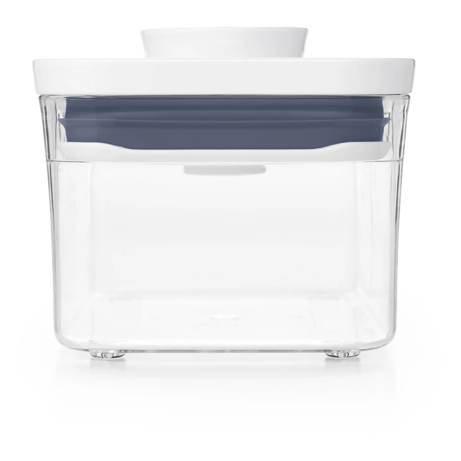 Контейнер для сыпучих продуктов с вакуумной крышкой OXO 600 мл