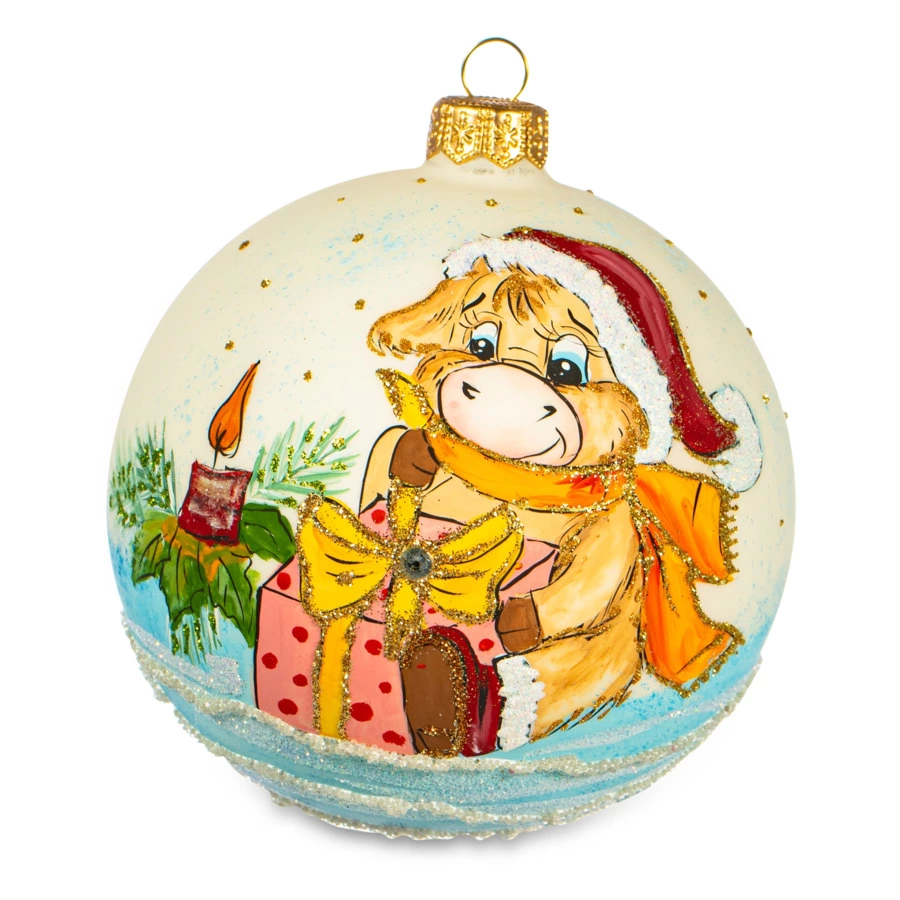 Елочное украшение шар IRENA KO "Бычок с подарком" , d10см, стекло, п/к