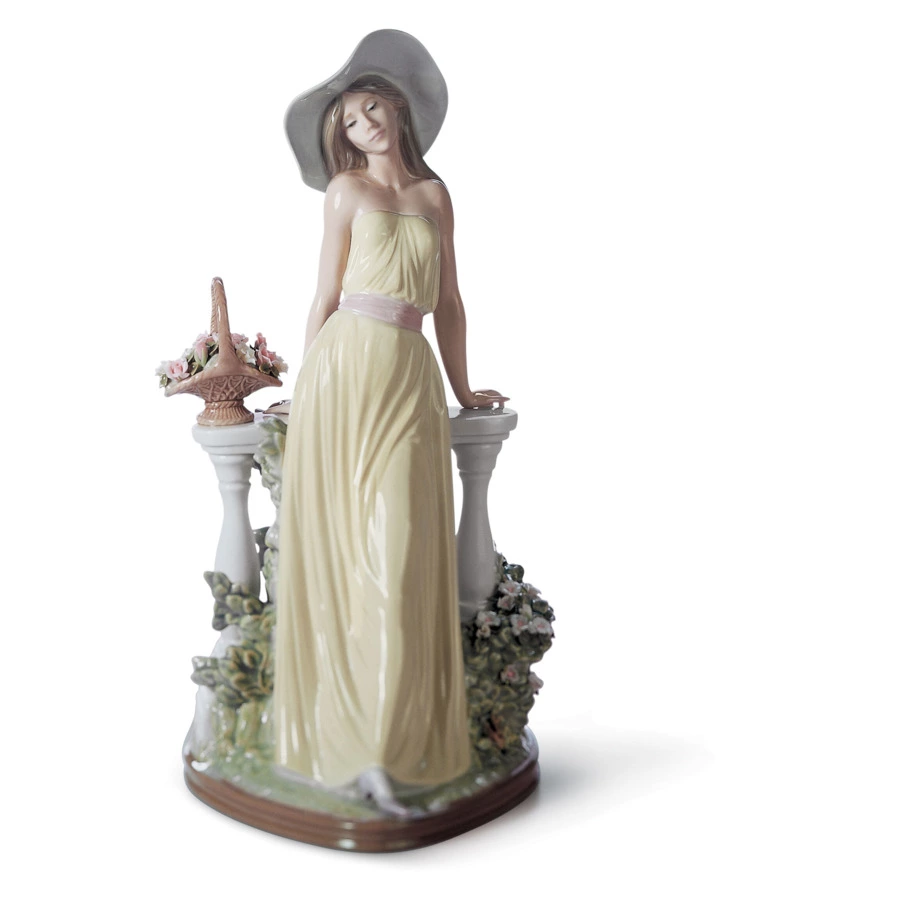 Фигурка Lladro Задумчивая 17x35 см, фарфор