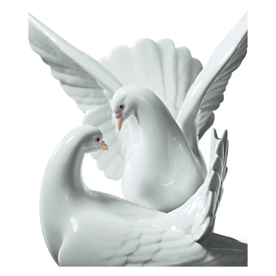 Фигурка Lladro Любовное гнёздышко 25x24 см, фарфор