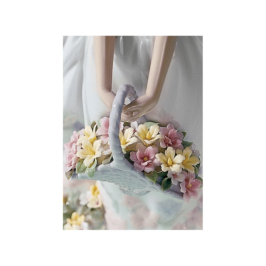 Фигурка Lladro Полевые цветы 21x26 см, фарфор