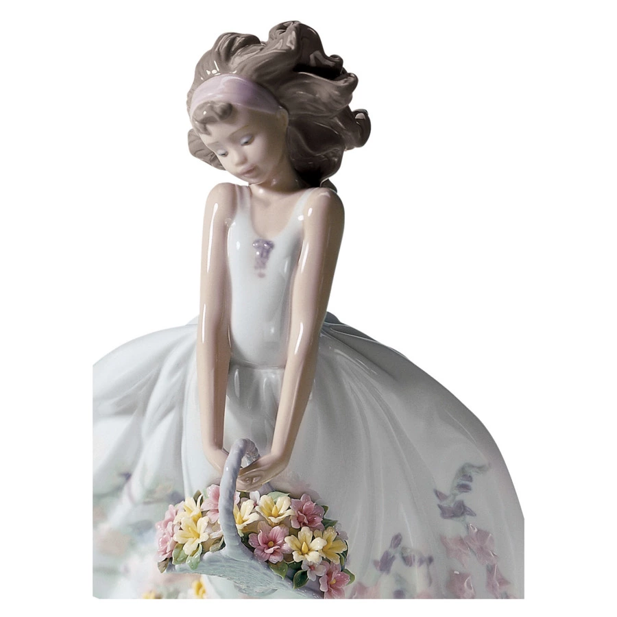 Фигурка Lladro Полевые цветы 21x26 см, фарфор