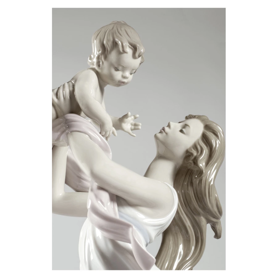 Фигурка Lladro Моя маленькая радость 29x46 см, фарфор