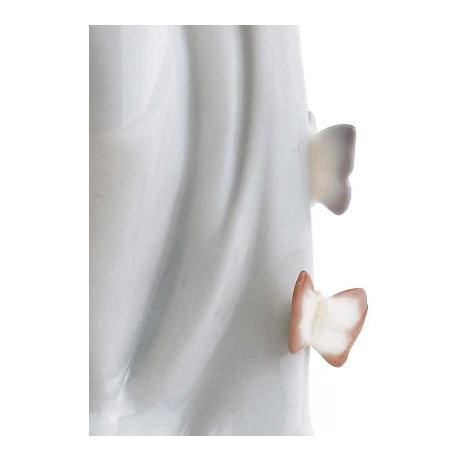 Фигурка Lladro Подружка мотыльков 8х21 см, фарфор