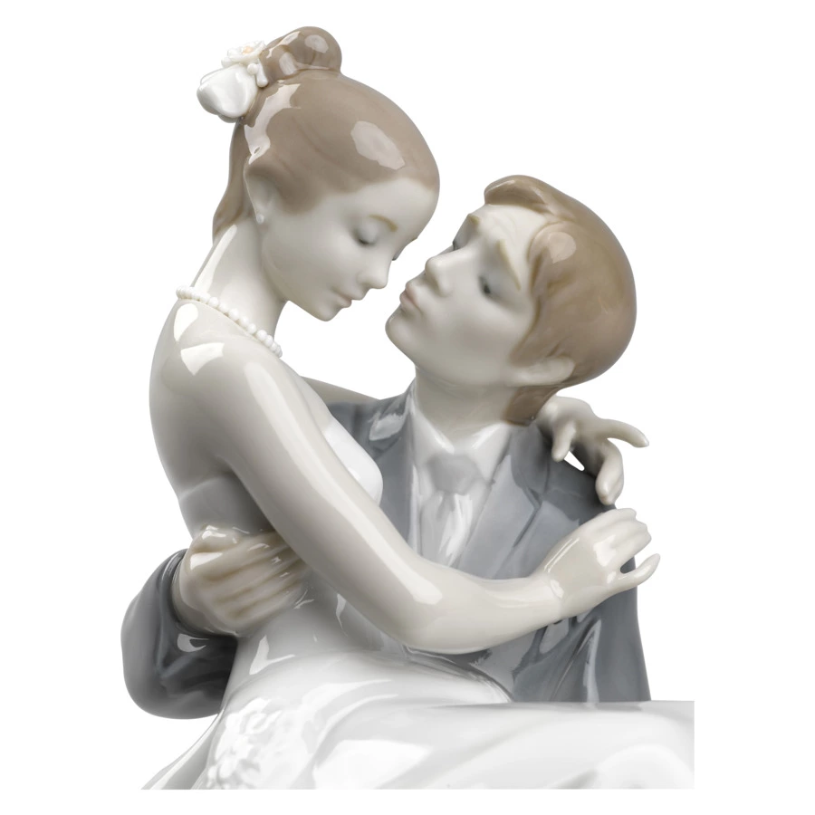 Фигурка Lladro Самый счастливый день 17х27 см, фарфор