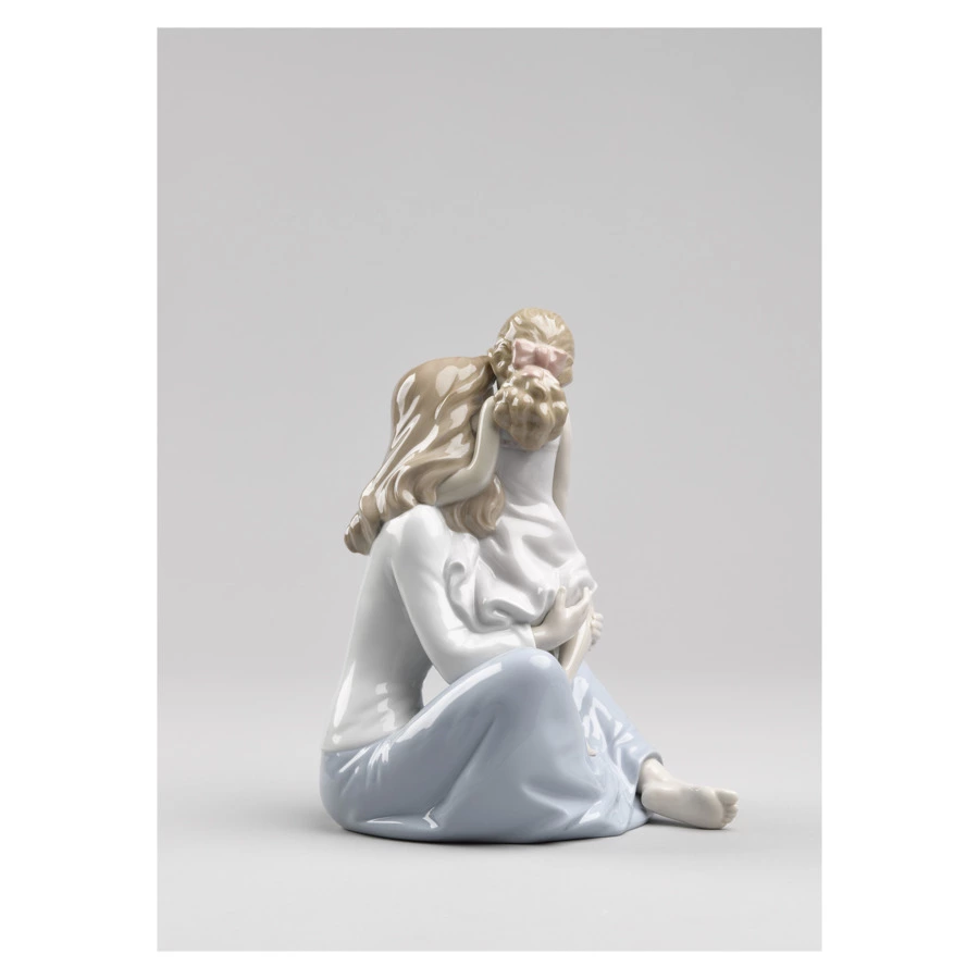 Фигурка Lladro Мамина дочка 27x22 см, фарфор