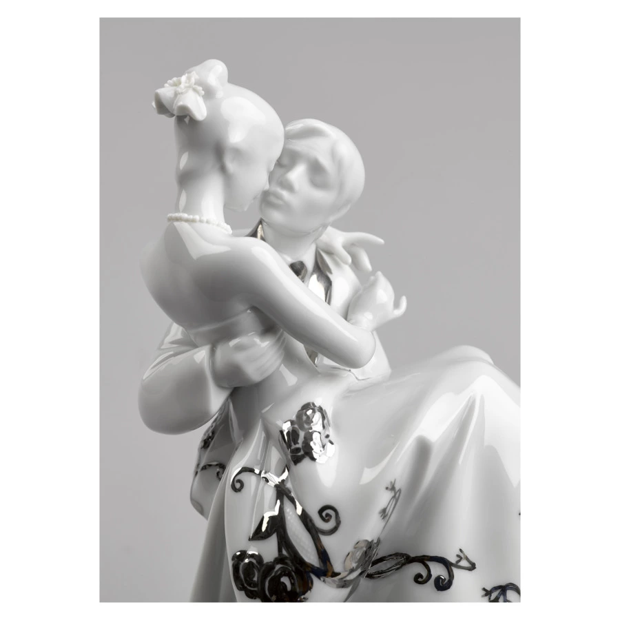 Фигурка Lladro Самый счастливый день, Ре-Деко 27x17 см, фарфор