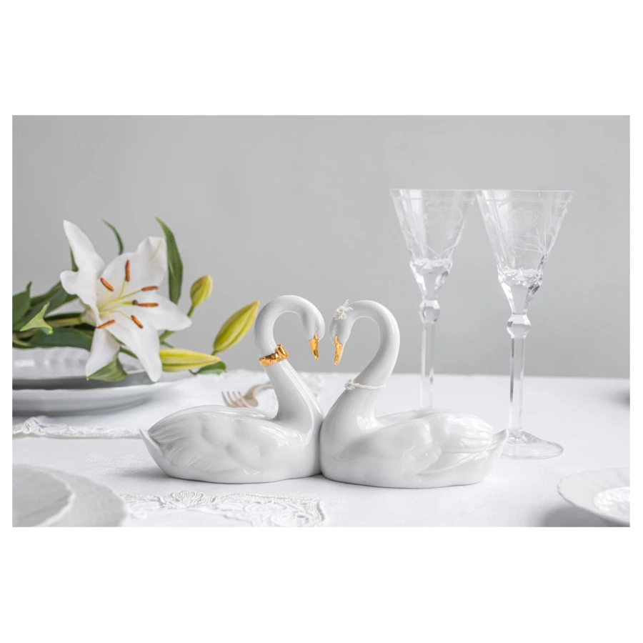 Фигурка Lladro Бесконечная любовь, золото 27х13 см, фарфор