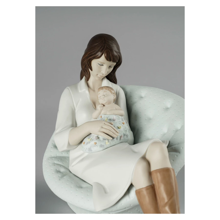 Фигурка Lladro В маминых объятьях 30х22 см, фарфор