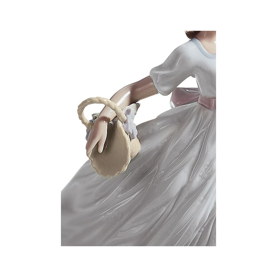 Фигурка Lladro Радуясь весне 24х27 см, фарфор