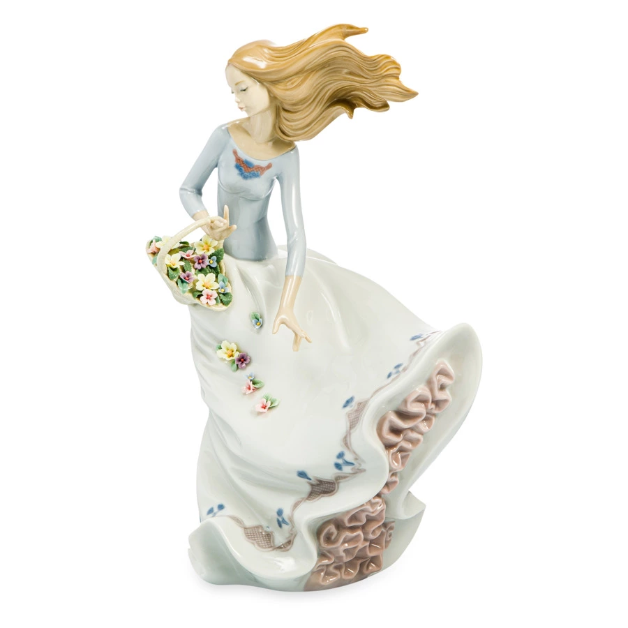 Фигурка Lladro Лепестки на ветру 20x28 см, фарфор