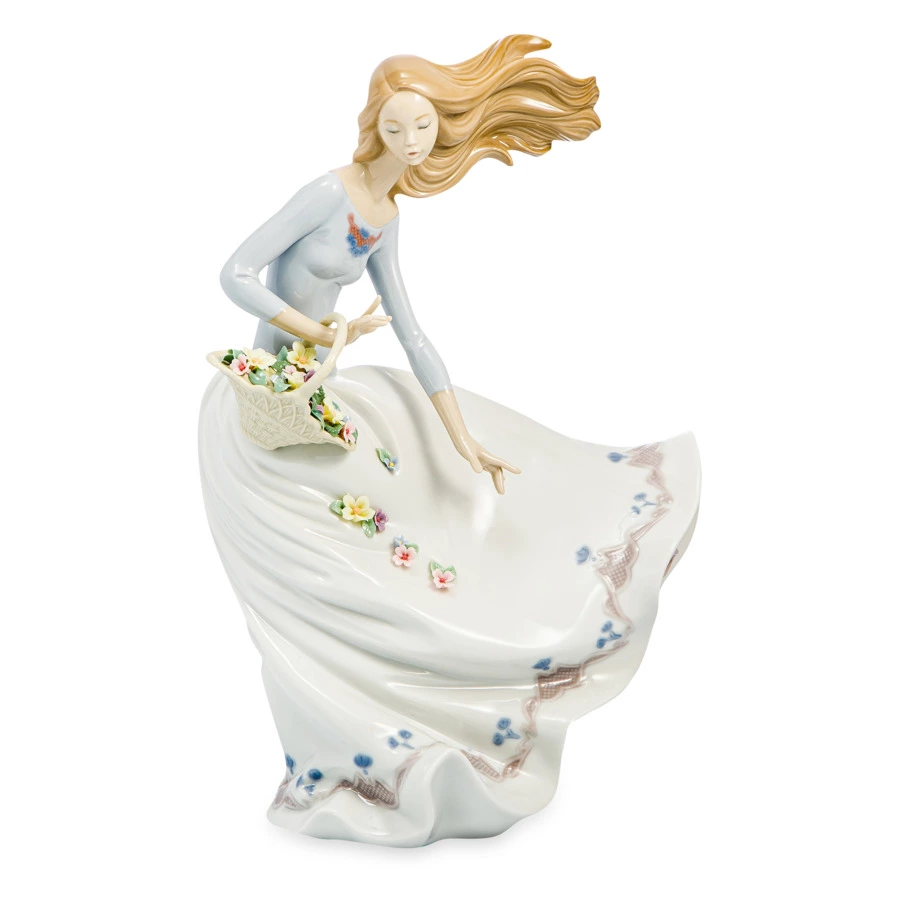 Фигурка Lladro Лепестки на ветру 20x28 см, фарфор