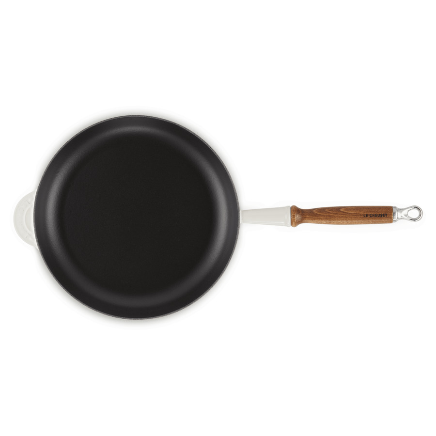 Сковорода с деревянной ручкой 28см Le Creuset чугун, меренга, для индукции (Cerise)