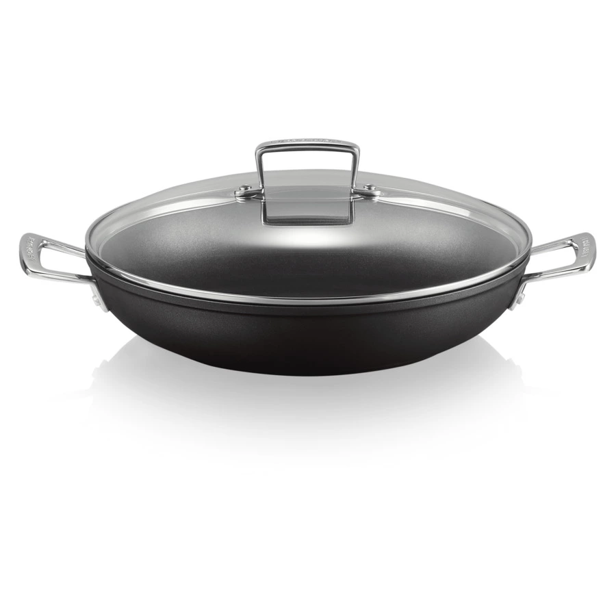 Кастрюля низкая с крышкой Le Creuset 30 см, алюминий кованый