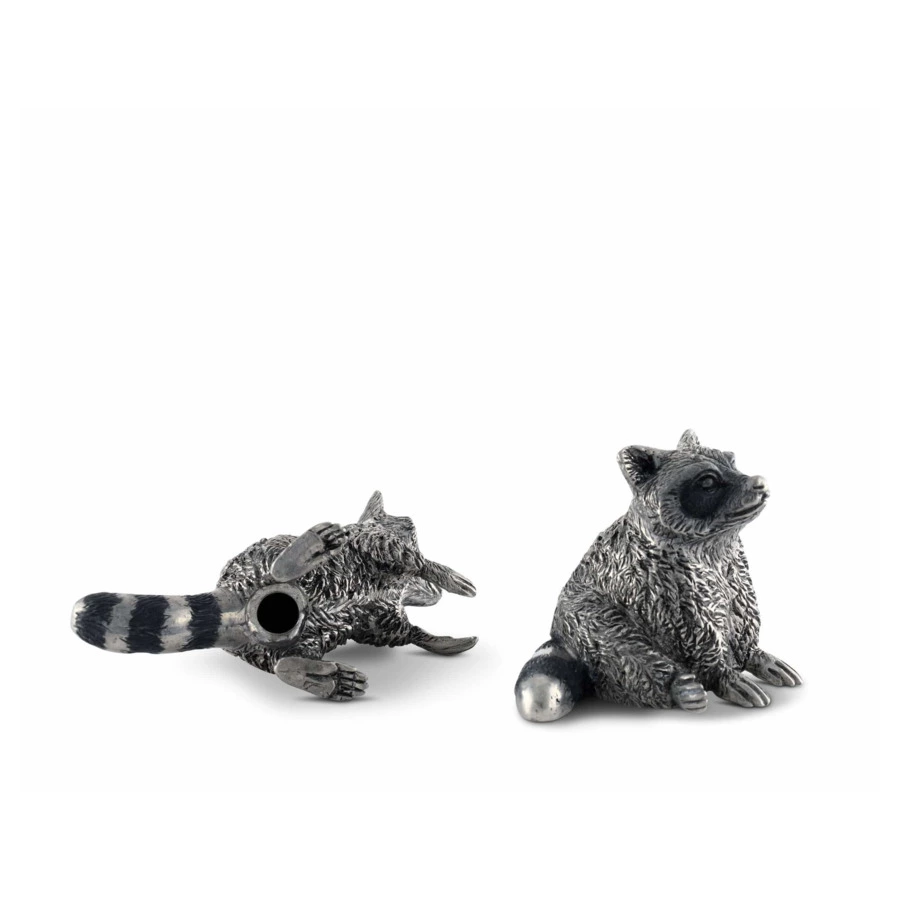 Набор для соли и перца Vagabond House Лесные истории Еноты, олово