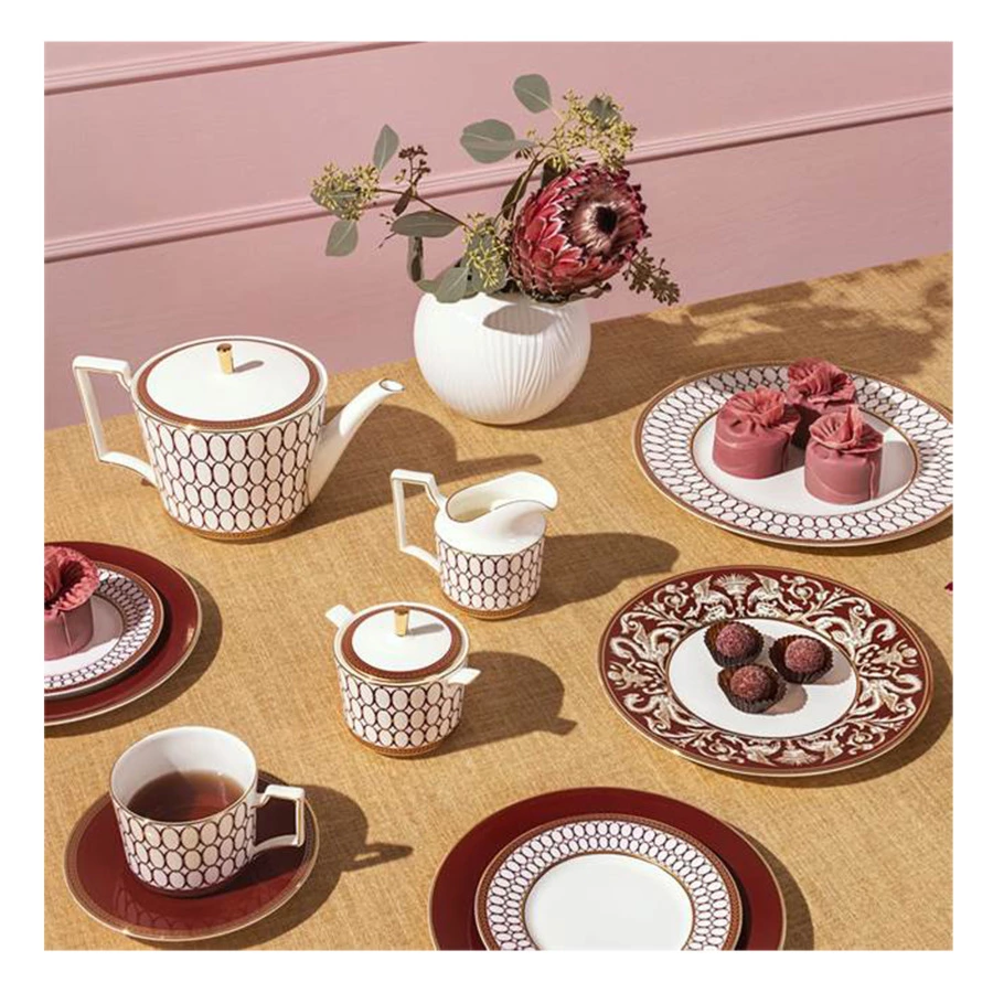 Салатник порционный Wedgwood Ренессанс 14 см, фарфор, красный