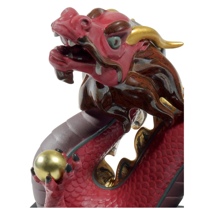 Фигурка Lladro Красный дракон 14х18 см, фарфор