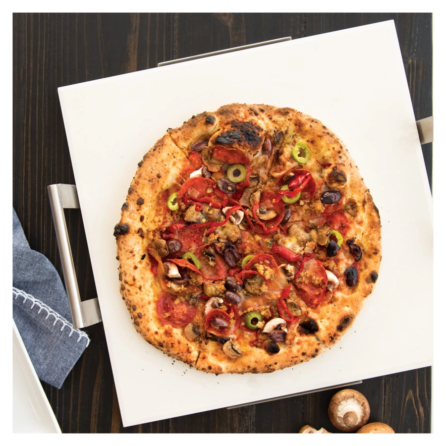 Камень для пиццы на подставке квадратный Nordic Ware 35,5 см, керамический камень, сталь