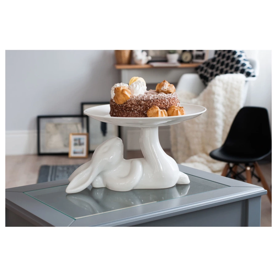 Блюдо на ножке Claystreet Гранд Кролик 31 см, фарфор, белый