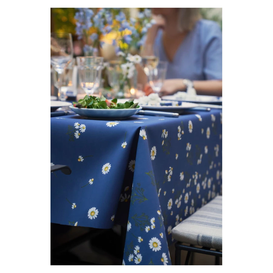 Скатерть Dunicel Pretty daisy blue 138х220 см, полиэстер