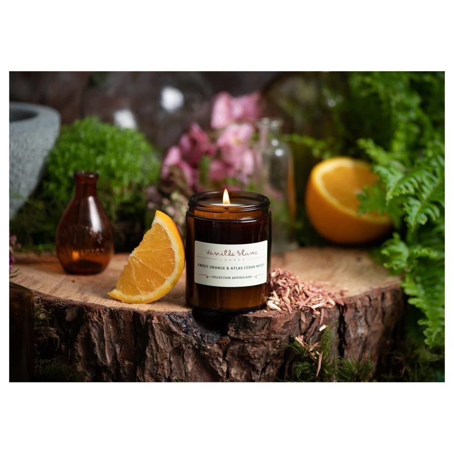 Свеча ароматическая Vanilla Blanc Сладкий апельсин и Кедр 170 мл