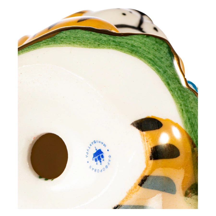 Елочная игрушка Кукольная мастерская на Ланском Тигренок с елочкой 8 см, фарфор