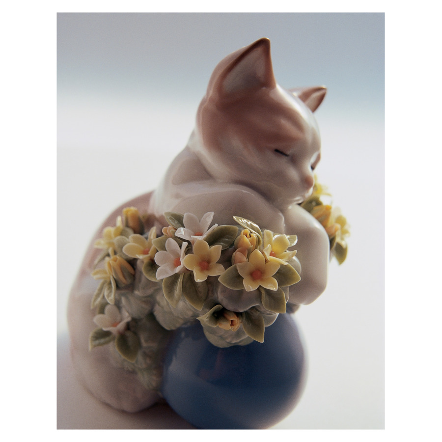 Фигурка Lladro Сонный котенок 11х10 см, фарфор