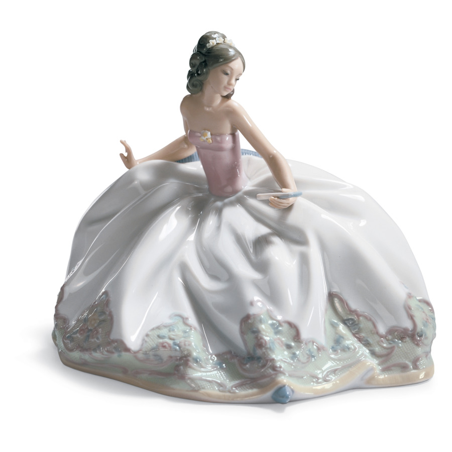 Фигурка Lladro На балу 20х16 см, фарфор