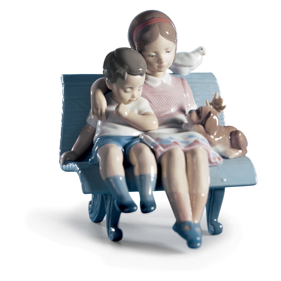 Фигурка Lladro На скамейке в парке 15х16 см, фарфор