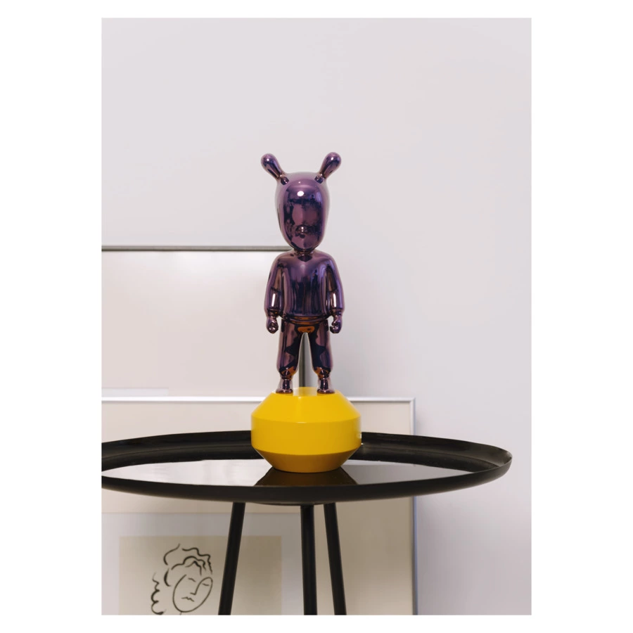 Фигурка Lladro Гость пурпурный на желтом 11х30 см, фарфор