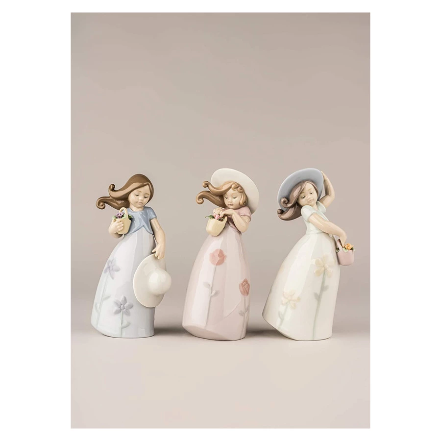 Фигурка Lladro Маленькая Роза 8х18 см, фарфор