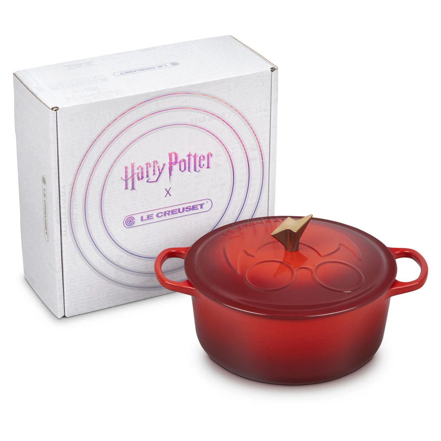 Кастрюля Le Creuset Harry Potter 26 см, чугун, вишневая
